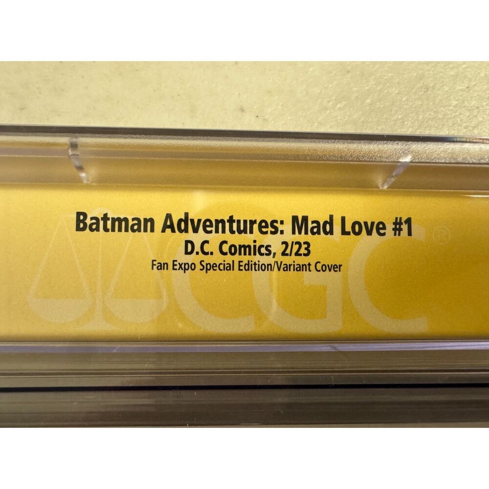 CGC 9.8 Batman Adventures Mad love #1 FanExpo Jonboy Meyers Special Edition Sig - Picture 10 of 11